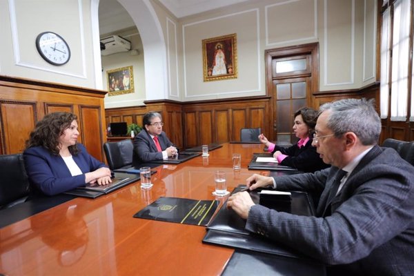 El Poder Judicial de Perú insta a Castillo a convocar urgentemente a los poderes del Estado para lograr consensos