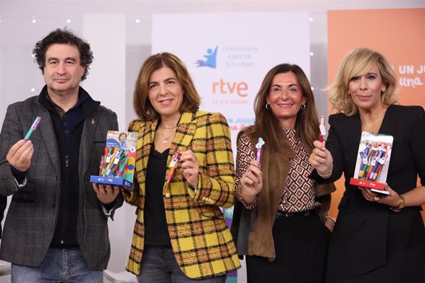 Cuatro colegios de Madrid y uno de Córdoba, ganadores del concurso de cuentos solidarios de 'Un juguete, una ilusión'