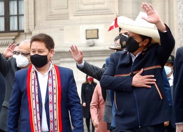 El exprimer ministro Bellido cree que Castillo pudo ser drogado e 
