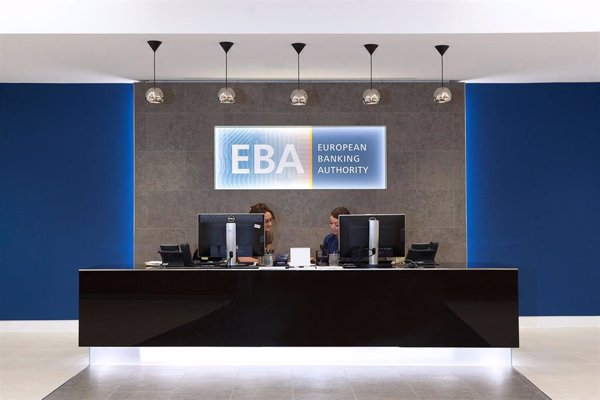 La EBA alerta de que la crisis energética ha elevado la exposición de la banca al sector