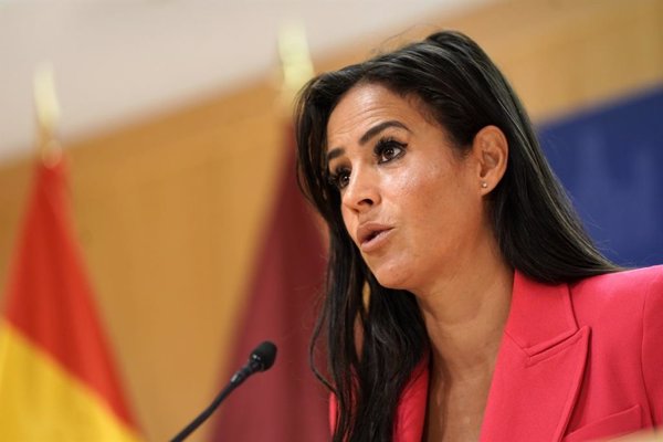 Villacís acusa a Vox de no hacer política sino 