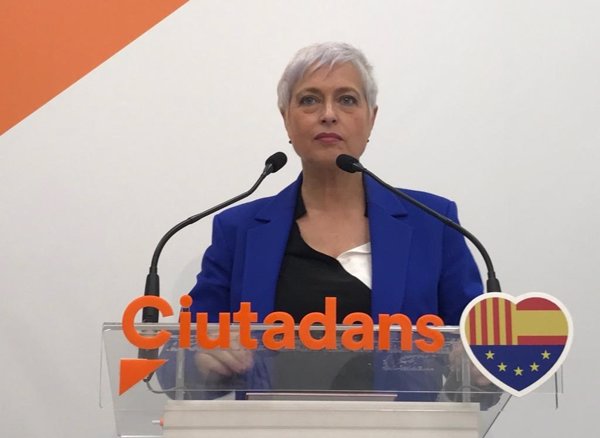 Anna Grau, precandidata de Cs a Barcelona, disecciona en un libro las coincidencias entre independentismo y franquismo