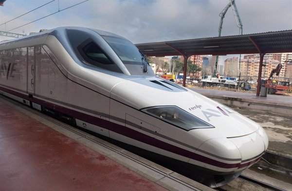 AMP2.Cerca de 2.000 afectados por retrasos en líneas AVE a Andalucía y Levante tras la incidencia en Torrejón de Velasco