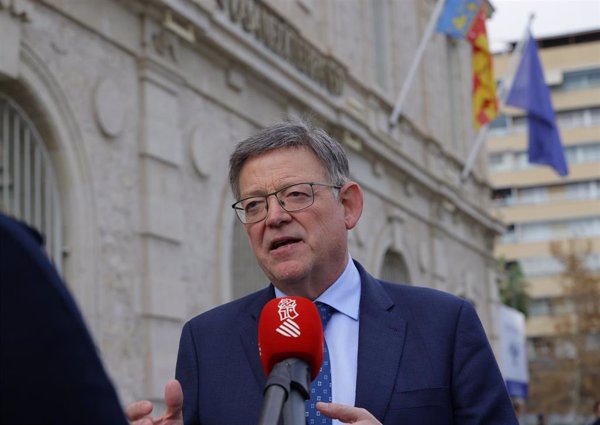 Puig asegura que el senador Asensi ha dado las 