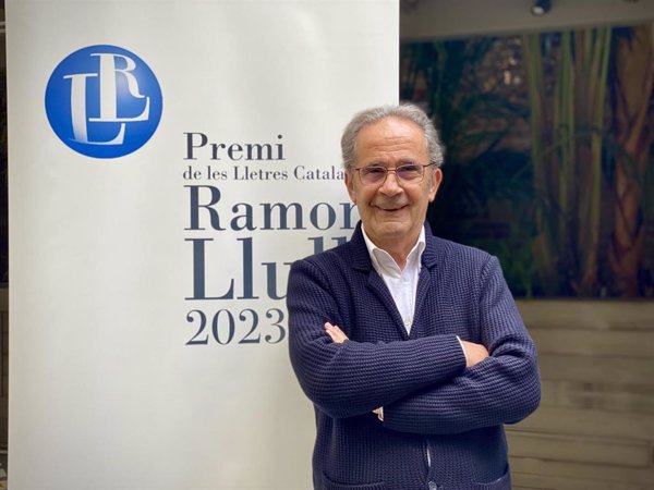 Andreu Claret gana el Premi Ramon Llull con la novela 'París érem nosaltres'