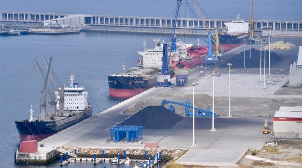 El tráfico de los puertos crece un 3,5% en 2022 y logra alcanzar los mismos niveles que en 2019