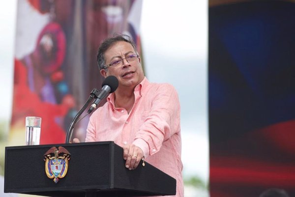 Petro invita a los colombianos a salir a las calles el 14 de febrero para explicarles las nuevas reformas