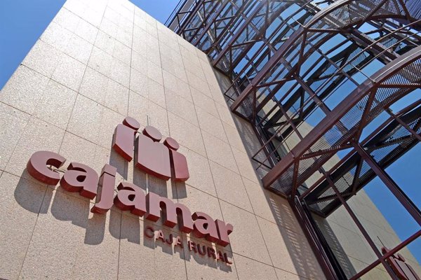 Cajamar coloca 750 millones en cédulas hipotecarias con una demanda de 1.600 millones