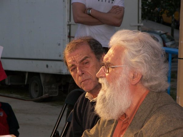 Muere Enrique de Castro, conocido como el 'cura rojo' de Vallecas, que destacó por su lucha contra la pobreza