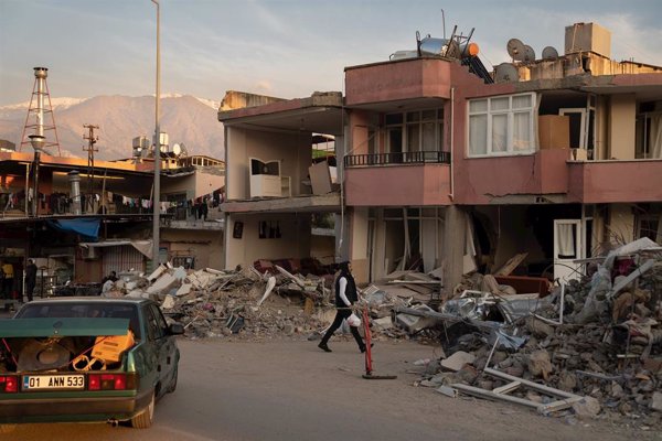 El miedo a las réplicas sigue atenazando el sur de Turquía tres semanas después del terremoto