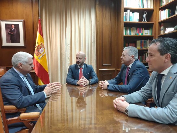 El Gobierno y la Cofradía de El Rico de Málga ultiman el indulto de un preso en la Semana Santa