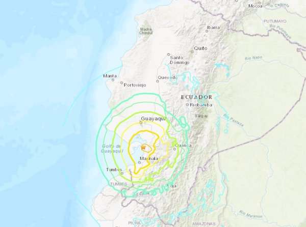 Un terremoto de 6,7 sacude la costa de Ecuador