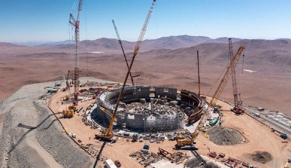España invierte 37 millones de euros en la construcción del Telescopio Europeo Extremadamente Grande
