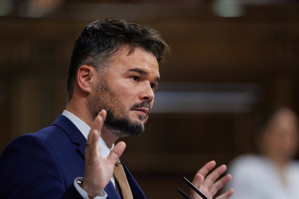 Rufián lamenta que Tamames prefiera una España