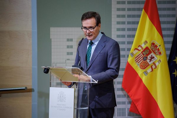 Industria culpa a las CCAA de los retrasos en las ayudas del Moves III y les pide 