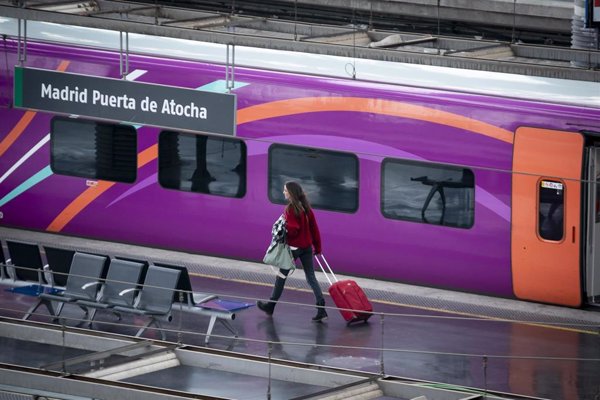 Renfe incrementa un 35,5% el número de viajeros hasta febrero y ya roza los 80 millones de pasajeros