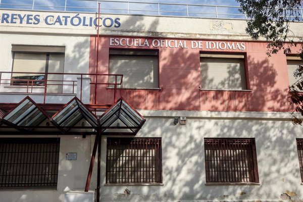 Unidas Podemos quiere que las Escuelas Oficiales de Idiomas enseñen catalán, vasco y gallego