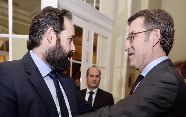 Feijóo ensalza de Núñez su capacidad de trabajo y augura que presidirá Castilla-La Mancha, algo que