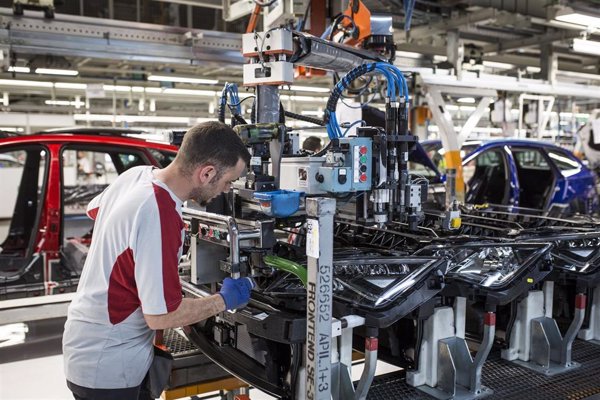 Seat avanza el final del ERTE al 14 de abril