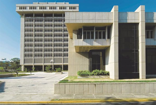 El banco central de República Dominicana congela por quinta ocasión los tipos de interés, en el 8,5%