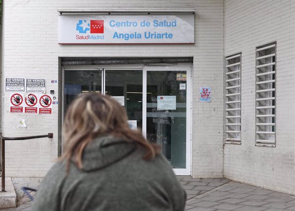 Los trabajadores no tendrán que entregar a la empresa el parte de baja médica desde este sábado