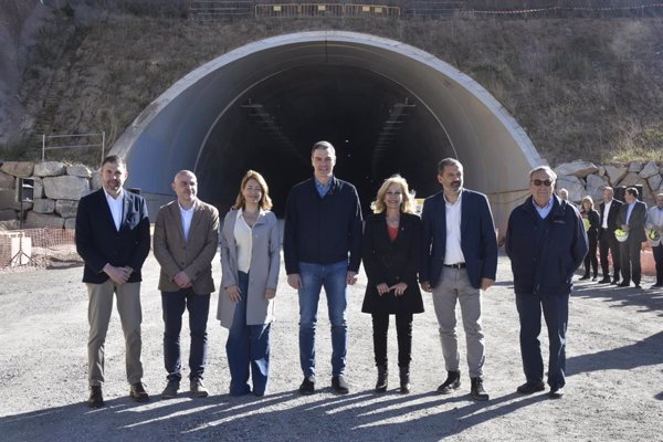 Pedro Sánchez visita las obras del túnel de la B-40 entre Abrera y Viladecavalls (Barcelona)