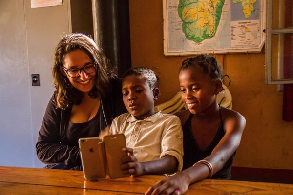 Fundación Agua de Coco visibiliza en un documental la realidad de la infancia en Madagascar