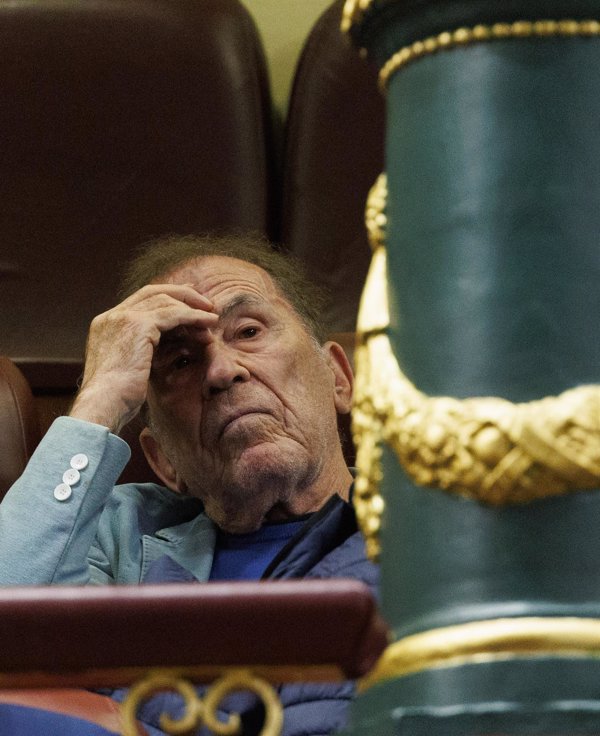 El funeral de Sánchez Dragó será este martes en Castilfrío de la Sierra (Soria)