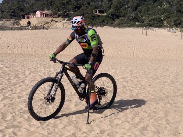 Lester Fernández, con 81% de discapacidad, quiere ser finisher de la Titan Desert Marruecos