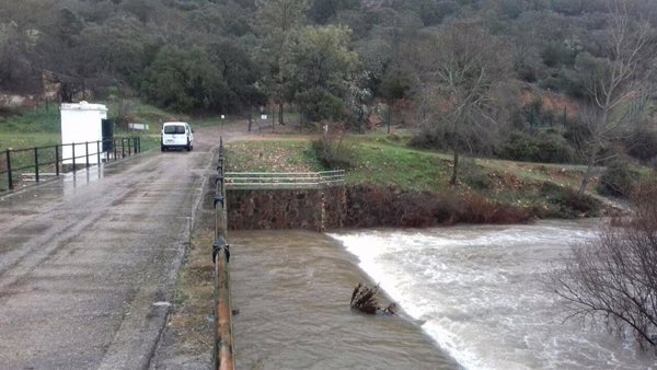 Fallece un hombre de 70 años al caer su vehículo al embalse de Villar del Rey en Alburquerque (Badajoz)