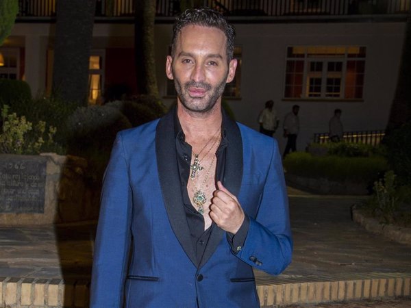 Fallece el diseñador de moda flamenca Cristo Báñez a los 43 años