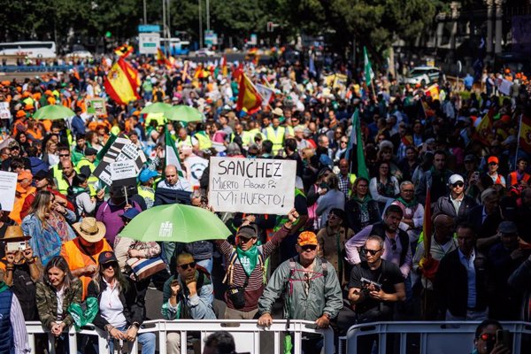 SOS Rural se manifiesta en Madrid contra las 