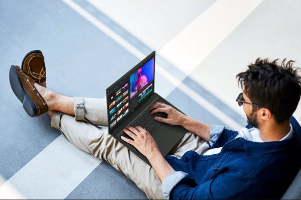 Acer presenta el portátil Swift Edge 16 y el router Connect Vero W6 fabricado con materiales reciclados