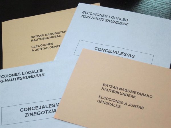 PNV ganaría en Bilbao y San Sebastián, y EH Bildu en Vitoria empatada a ediles con los jeltzales