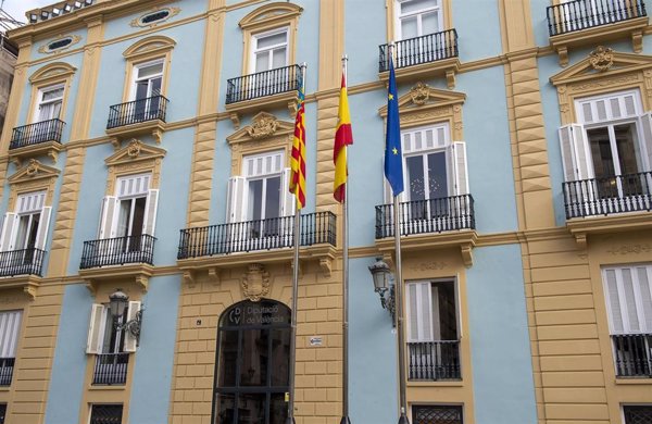 La Diputación de Valencia la formarán 13 diputados del PP, 12 del PSPV, 3 de Compromís, 2 de Vox y 1 de La Vall