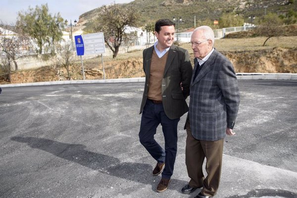 El alcalde del PP Chercos (Almería), con 97 años, ve peligrar su hegemonía ante la amplia fragmentación del voto