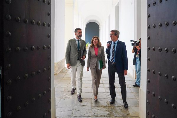 Expediente sancionador al portavoz del Gobierno andaluz por criticar a Yolanda Díaz en una comparecencia oficial