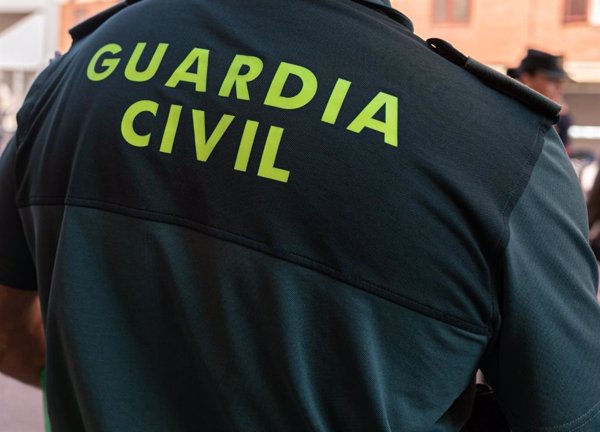 Detienen al hombre atrincherado en Mijas (Málaga) y que ha herido a un guardia civil