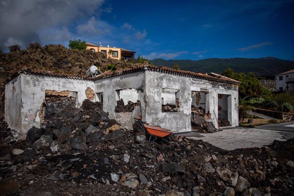 El Gobierno aprueba un fondo de contingencia de más de seis millones de euros para los daños por el volcán de La Palma
