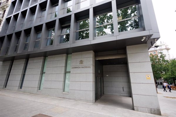 El comisario Sánchez Aparicio reconoce ante el juez que era amigo del jefe de Seguridad de BBVA y que recibió regalos