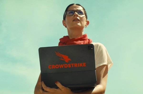 CrowdStrike presenta Charlotte AI, una herramienta de análisis de IA generativa que democratiza la ciberseguridad