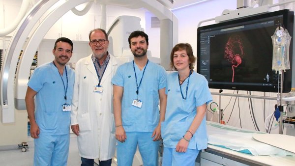 El Hospital Parc Taulí trata un aneurisma gigante pediátrico con una técnica endovascular