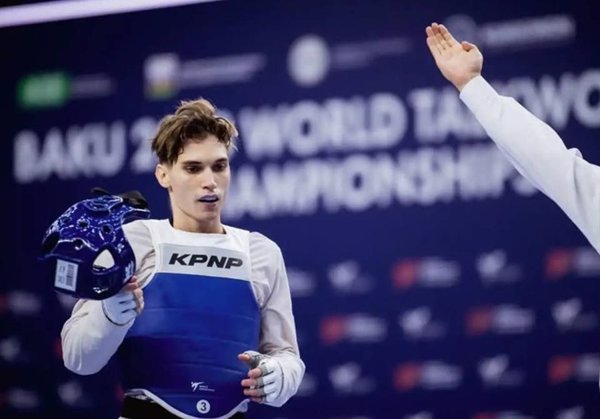 El español Hugo Arillo consigue la medalla de plata en -54 kilos del Mundial de Taewkondo