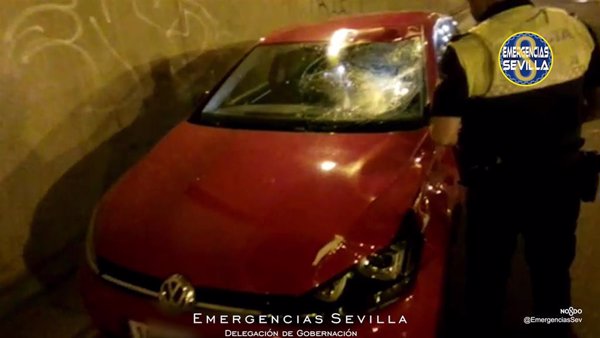 Fallece un menor tras ser atropellado en la carretera de Su Eminencia en Sevilla