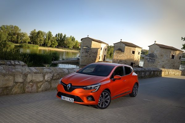 Renault concentra una de cada diez ventas de turismos y comerciales ligeros en España en mayo