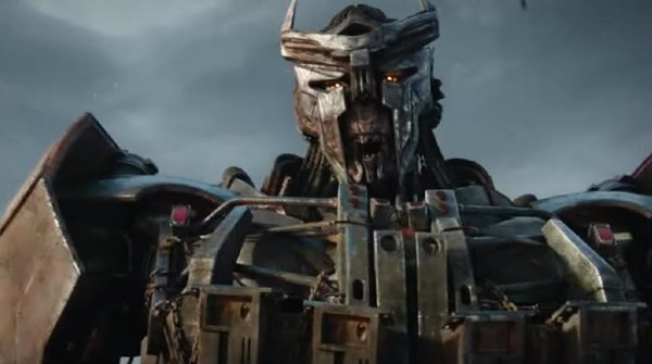 Una nueva aventura de Transformers, 'Todo sobre mi padre' y la española 'Nato 0. El origen del mal', en los cines