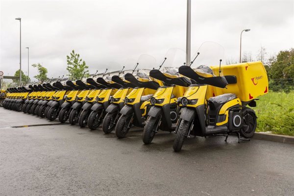 El servicio de correos en Croacia compra 100 motos Silence a Acciona