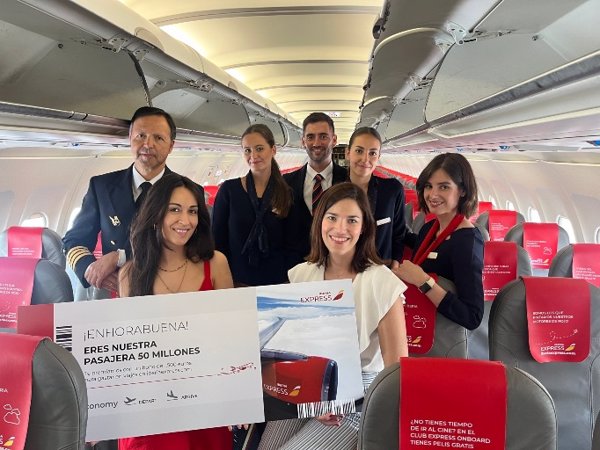 Iberia Express alcanza los 50 millones de pasajeros en 11 años de operaciones