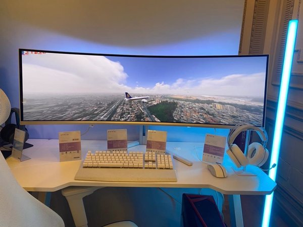 AOC y Philips MMD comparten un avance del nuevo monitor gaming Evnia de 49