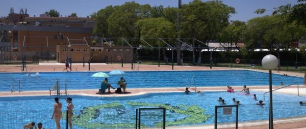 La evolución del niño de 5 años ingresado por ahogamiento en una piscina en Badajoz es 